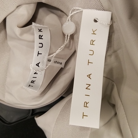 💕TRINA TURK💕 Wrigley Dress ~ Vegan Leather Oyster White 8 NWT - Picture 9 of 12